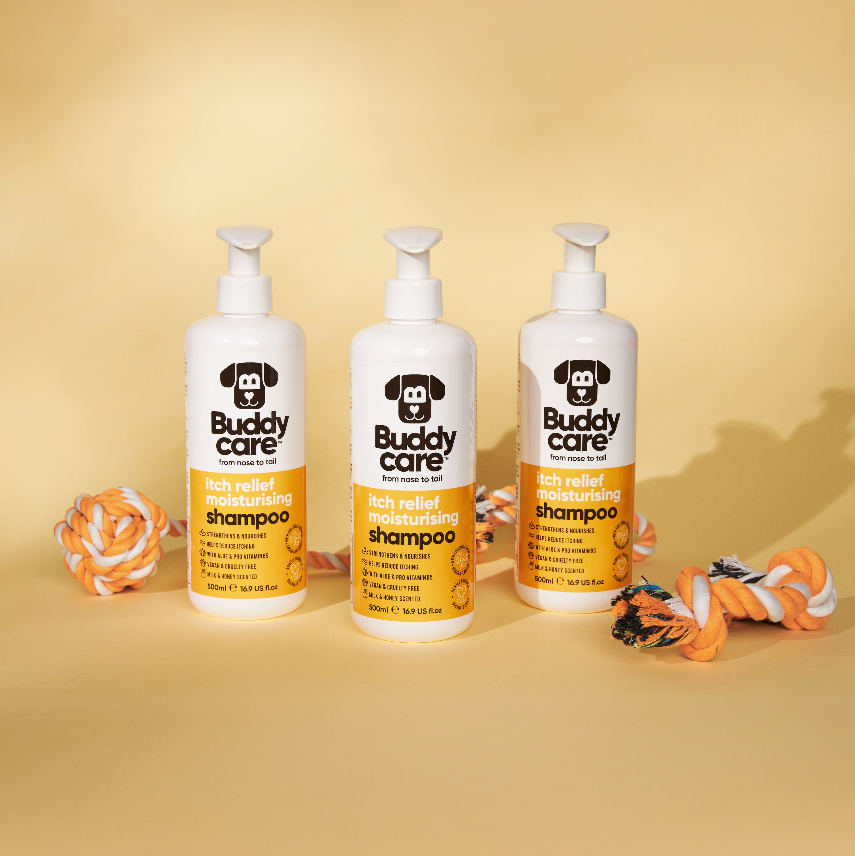 Itch Relief Milk & Honey Dog Shampoo by Buddycare